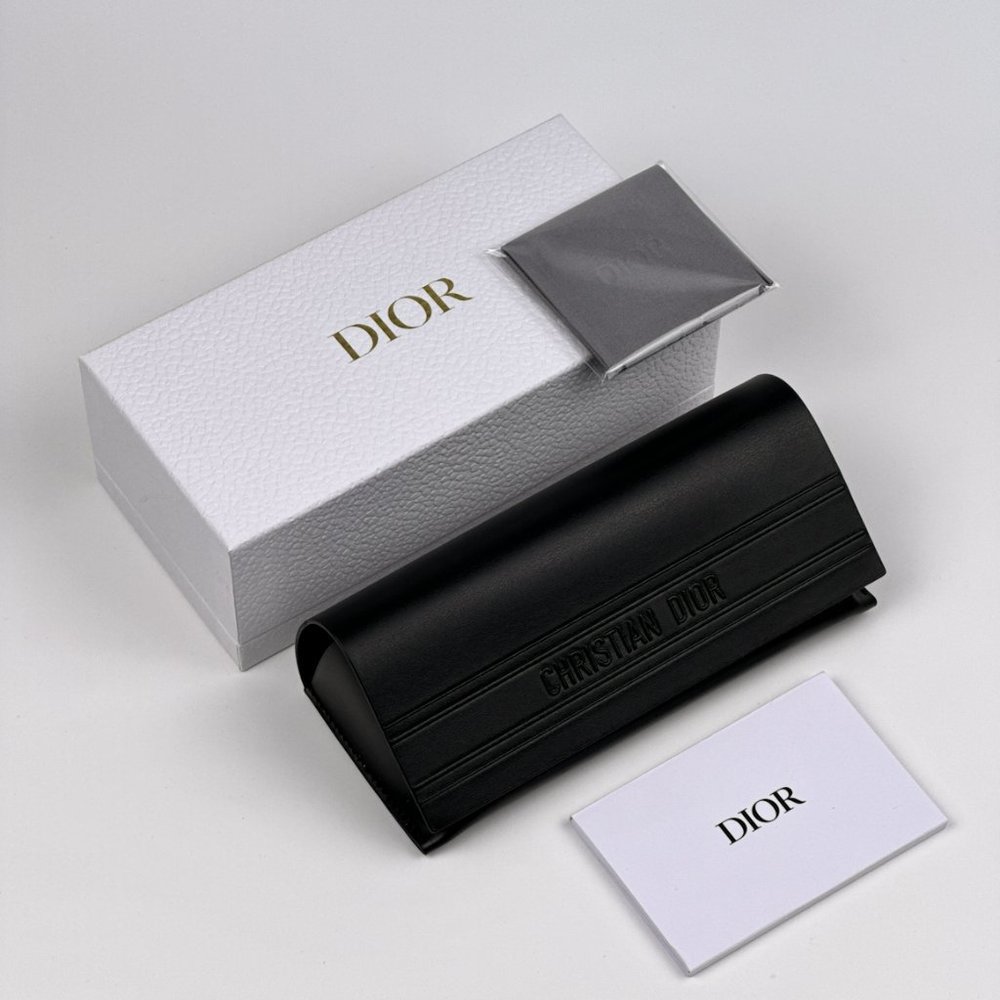 Authentic Dior Pink Square Frame Glasses - Picture 13 of 16